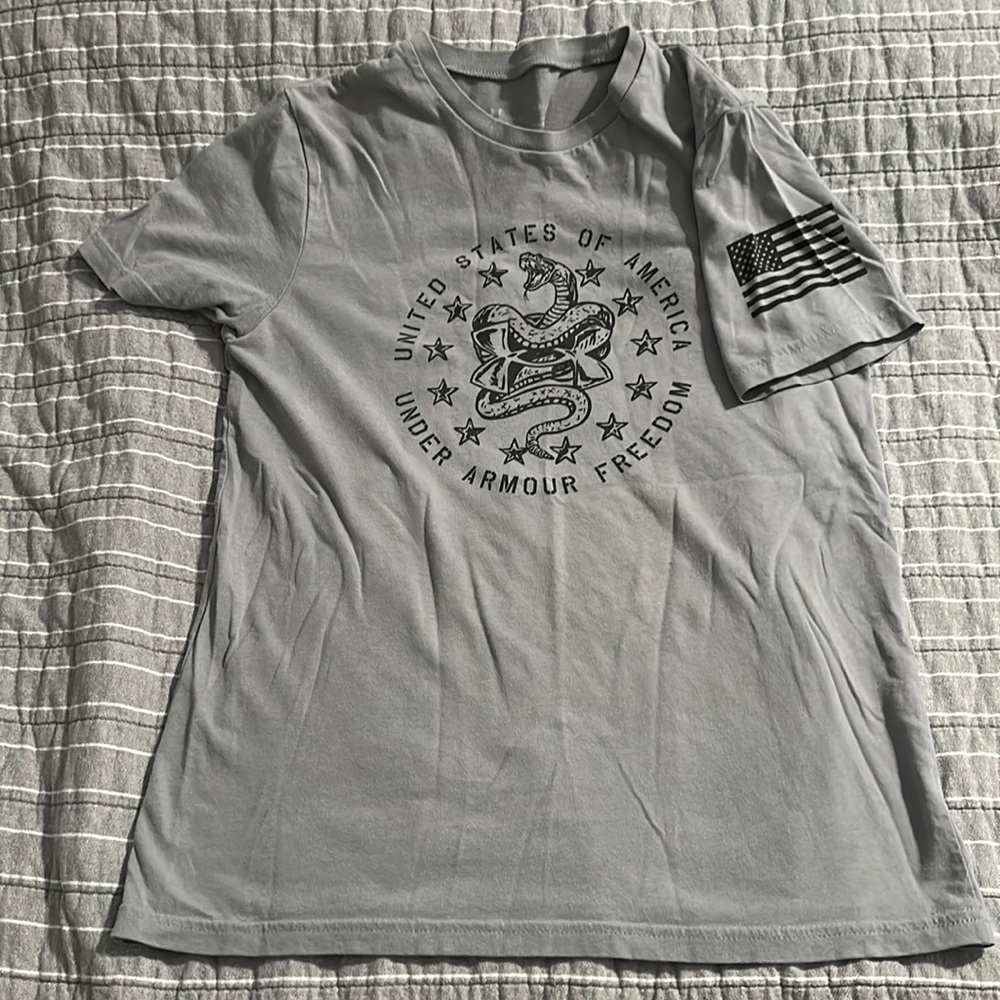 Boys Under Armour tshirt